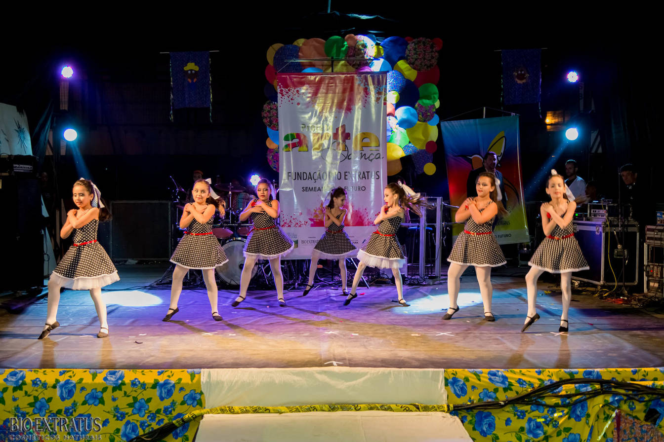 Projeto Arte & Dança da Fundação Bio Extratus brilha no Festival Cultural de Alvinópolis - 11