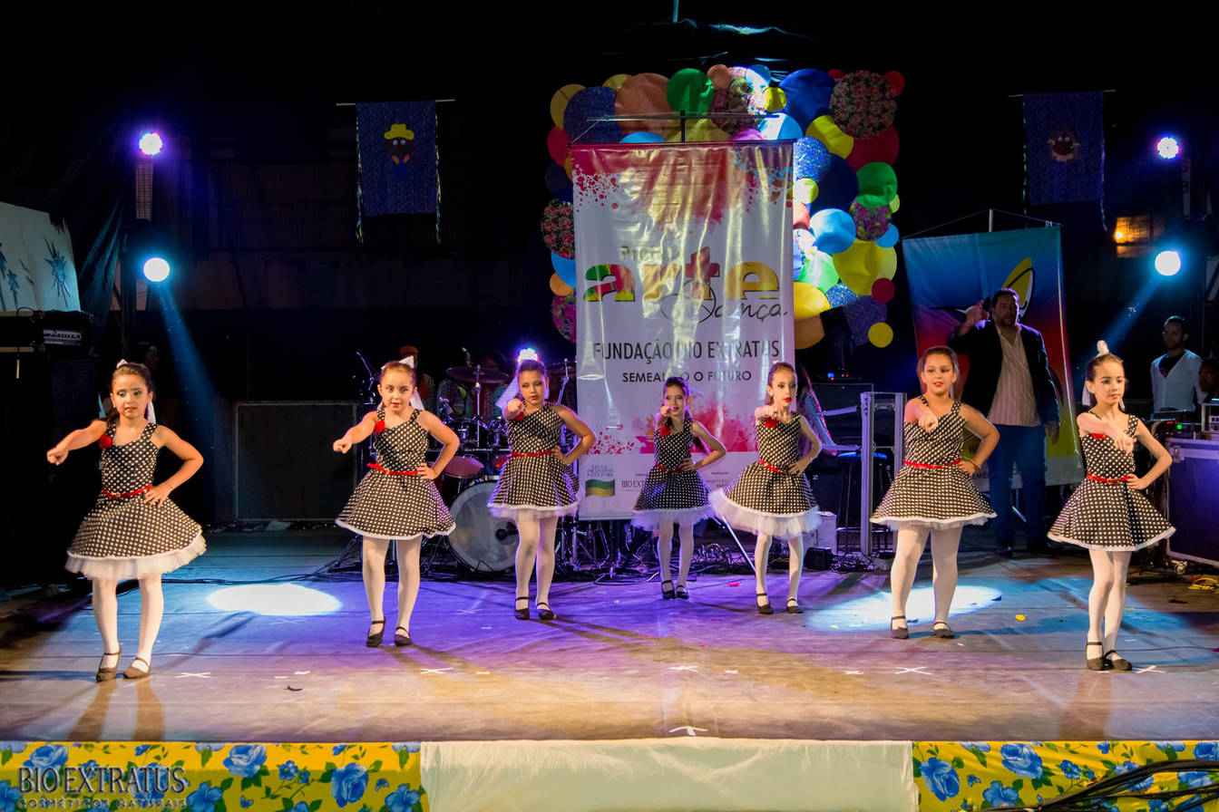 Projeto Arte & Dança da Fundação Bio Extratus brilha no Festival Cultural de Alvinópolis - 17